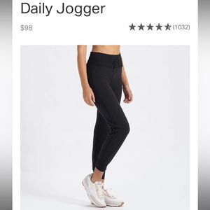 NWT Vuori Daily Jogger Black